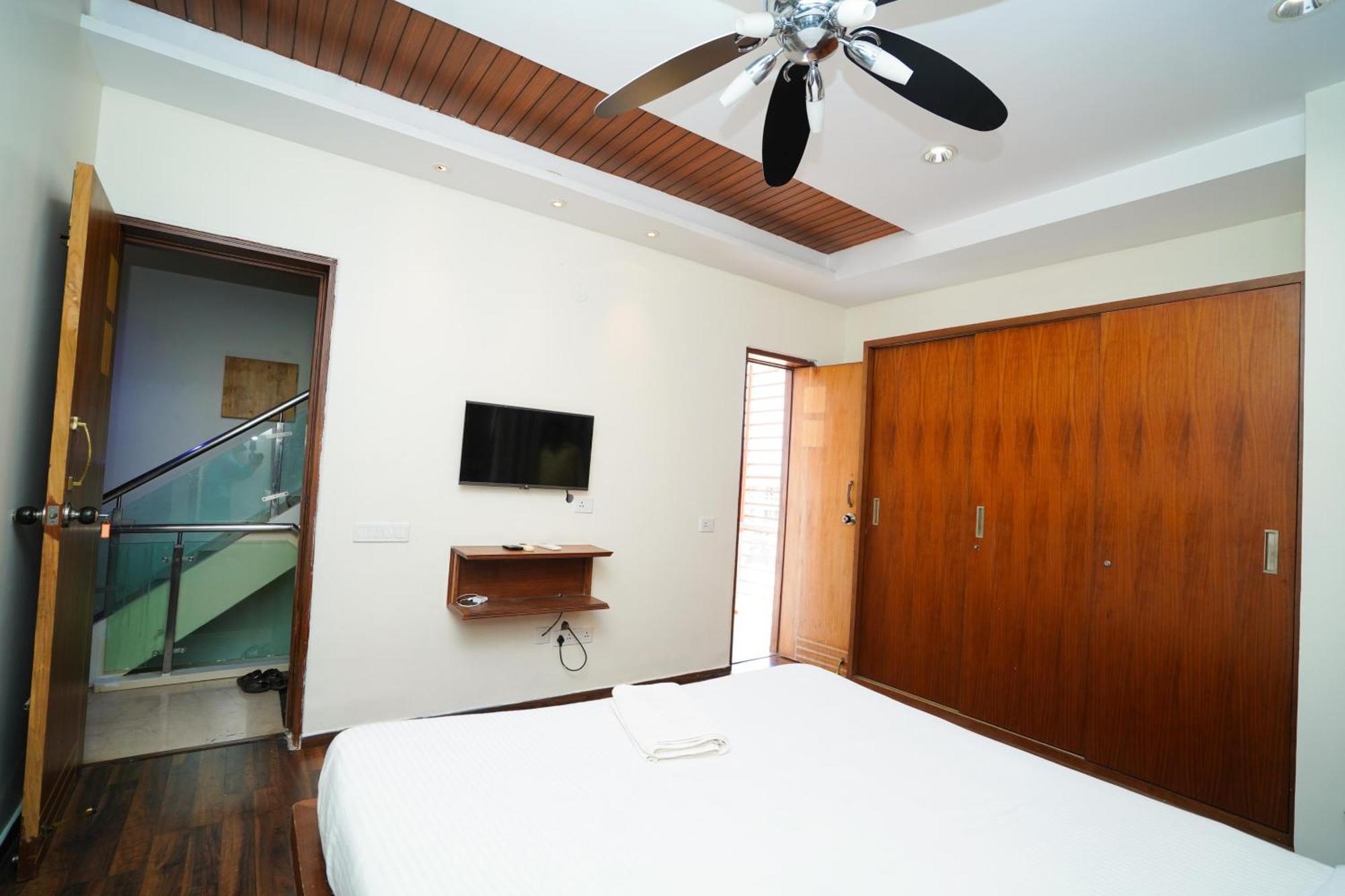 Golden Villa - Duplex House With Private Theater - Near To Alipiri And Bhudevi Ttd Ticket Counter And Kapilateertham Tirupati Extérieur photo