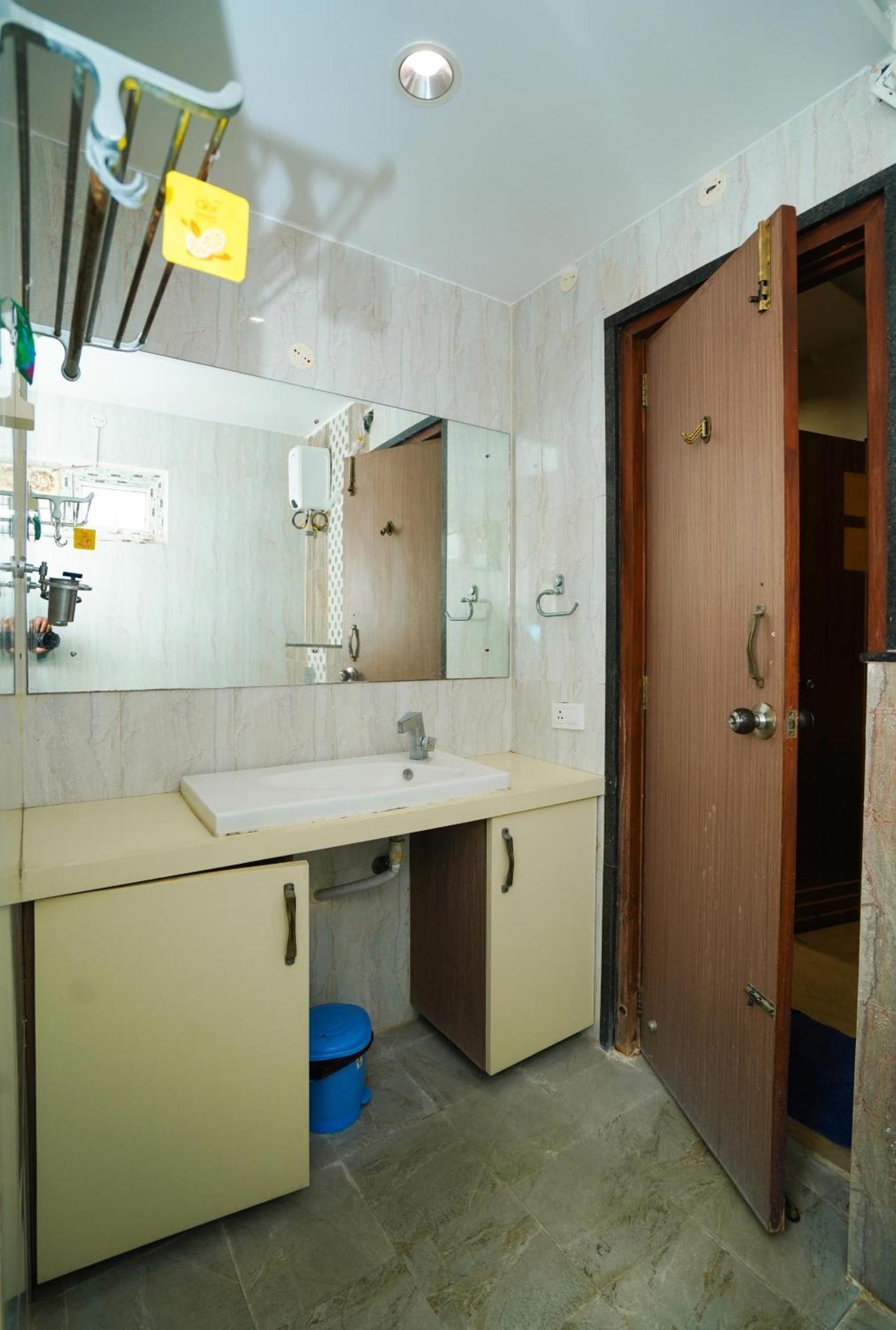 Golden Villa - Duplex House With Private Theater - Near To Alipiri And Bhudevi Ttd Ticket Counter And Kapilateertham Tirupati Extérieur photo
