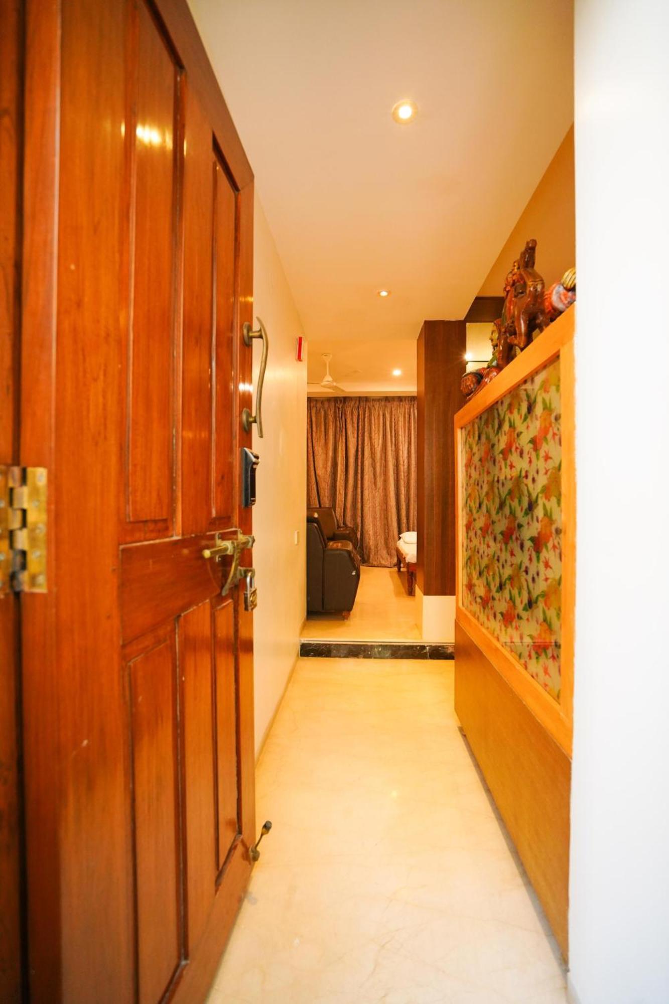Golden Villa - Duplex House With Private Theater - Near To Alipiri And Bhudevi Ttd Ticket Counter And Kapilateertham Tirupati Extérieur photo