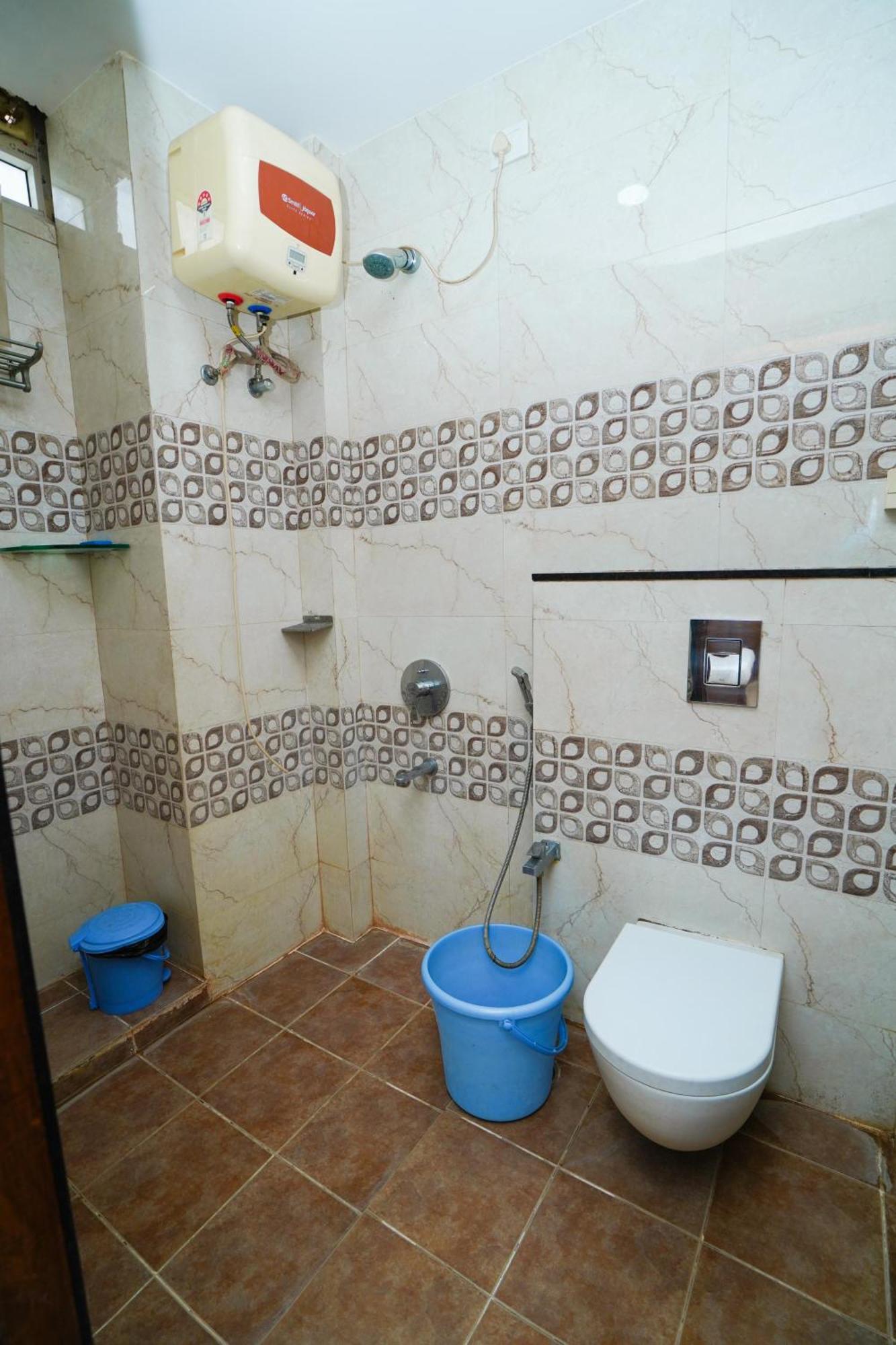 Golden Villa - Duplex House With Private Theater - Near To Alipiri And Bhudevi Ttd Ticket Counter And Kapilateertham Tirupati Extérieur photo